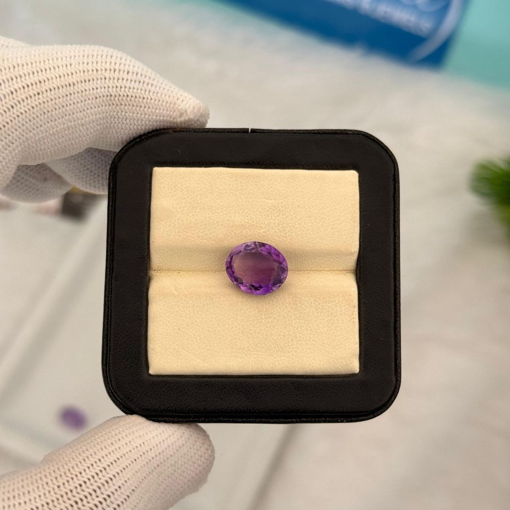 Buy 4.11 Carat / Ratti – Natural Amethyst Online – Luverra Gems