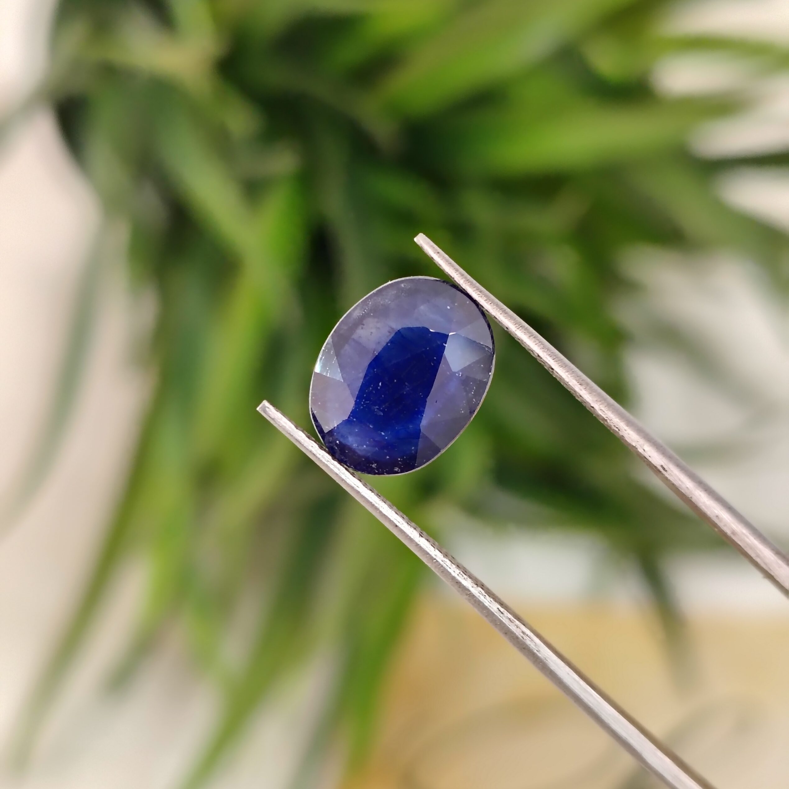 3.900 Carat – Natural Blue Sapphire