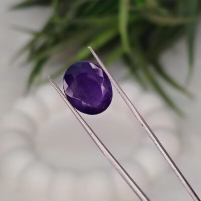 7.780 Carats – Natural Amethyst.