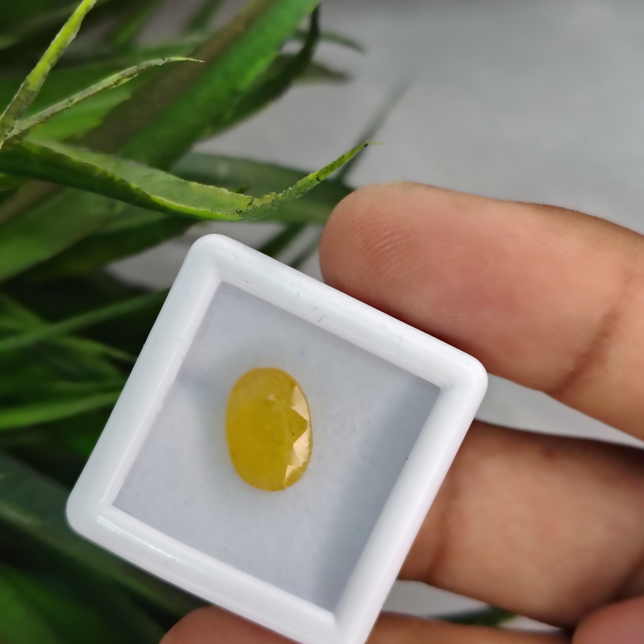 5.150 Carats Natural Yellow Sapphire (Pukhraj)