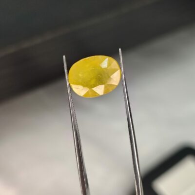 4.800 Carat Natural Yellow Sapphire (Pukhraj)