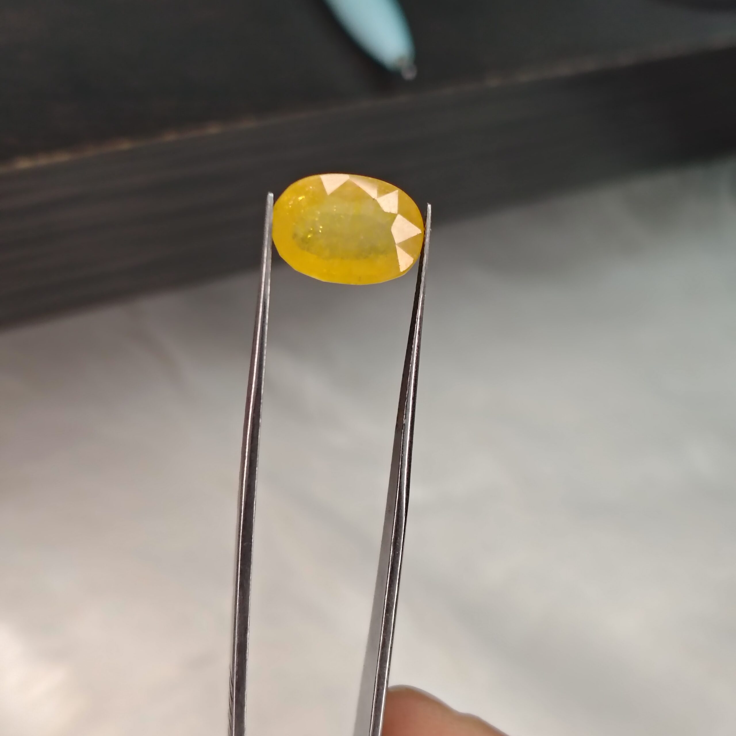 7.800 Carat Natural Yellow Sapphire (Pukhraj)
