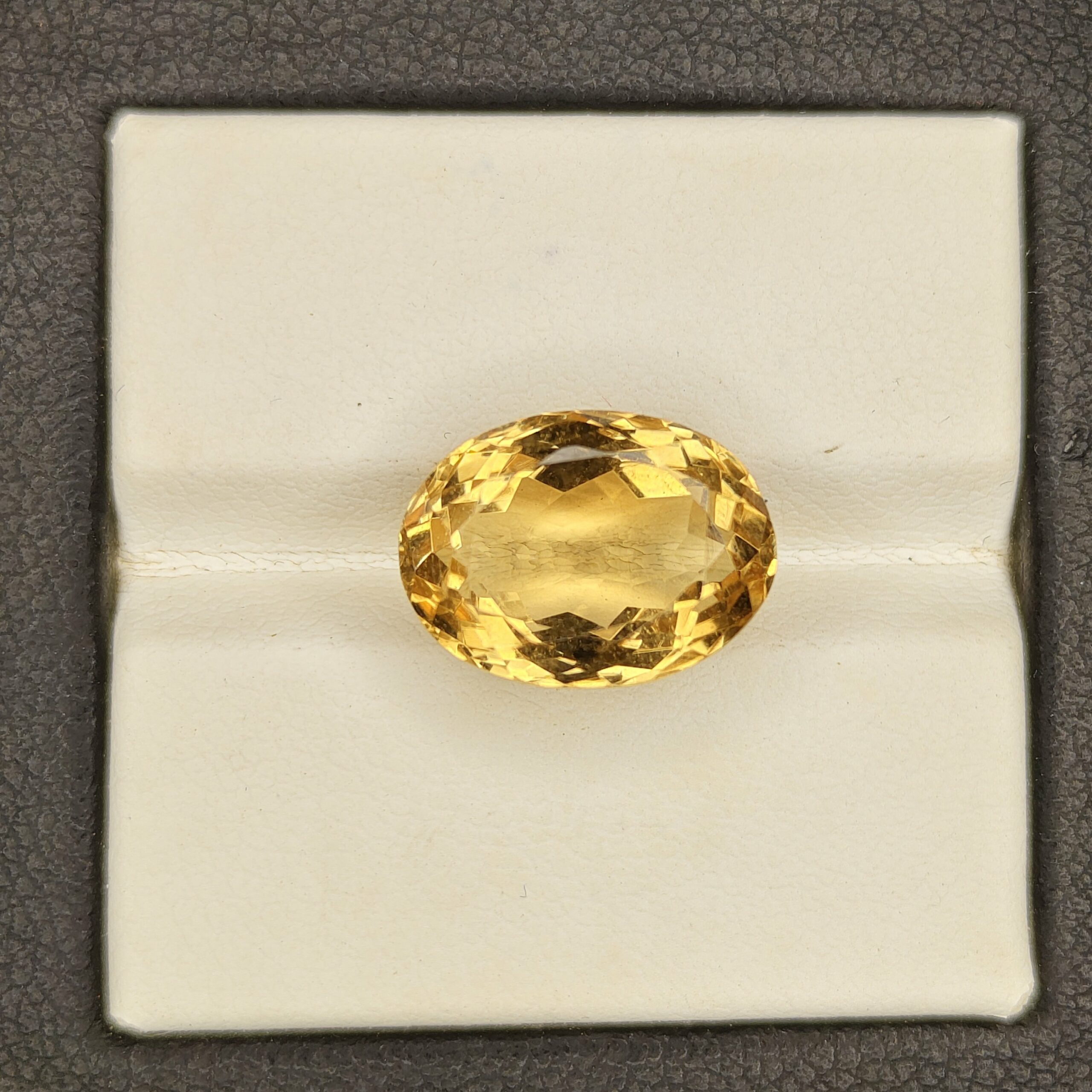 5.100 Carat Natural Yellow Topaz (Citrine) – Certified Gemstone for Success, Positivity & Prosperity