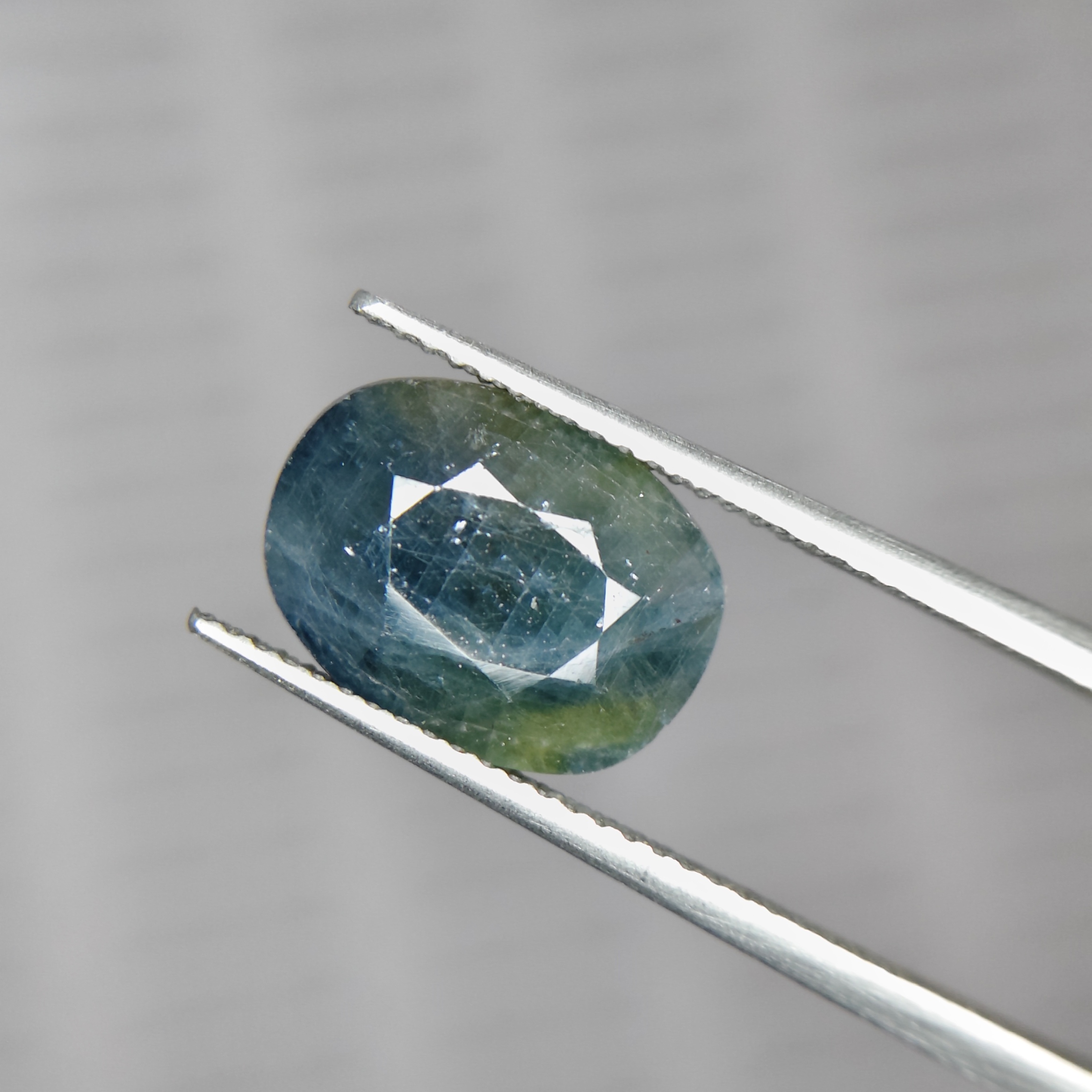 Blue Sapphire – 8.065 Carat – African Origin