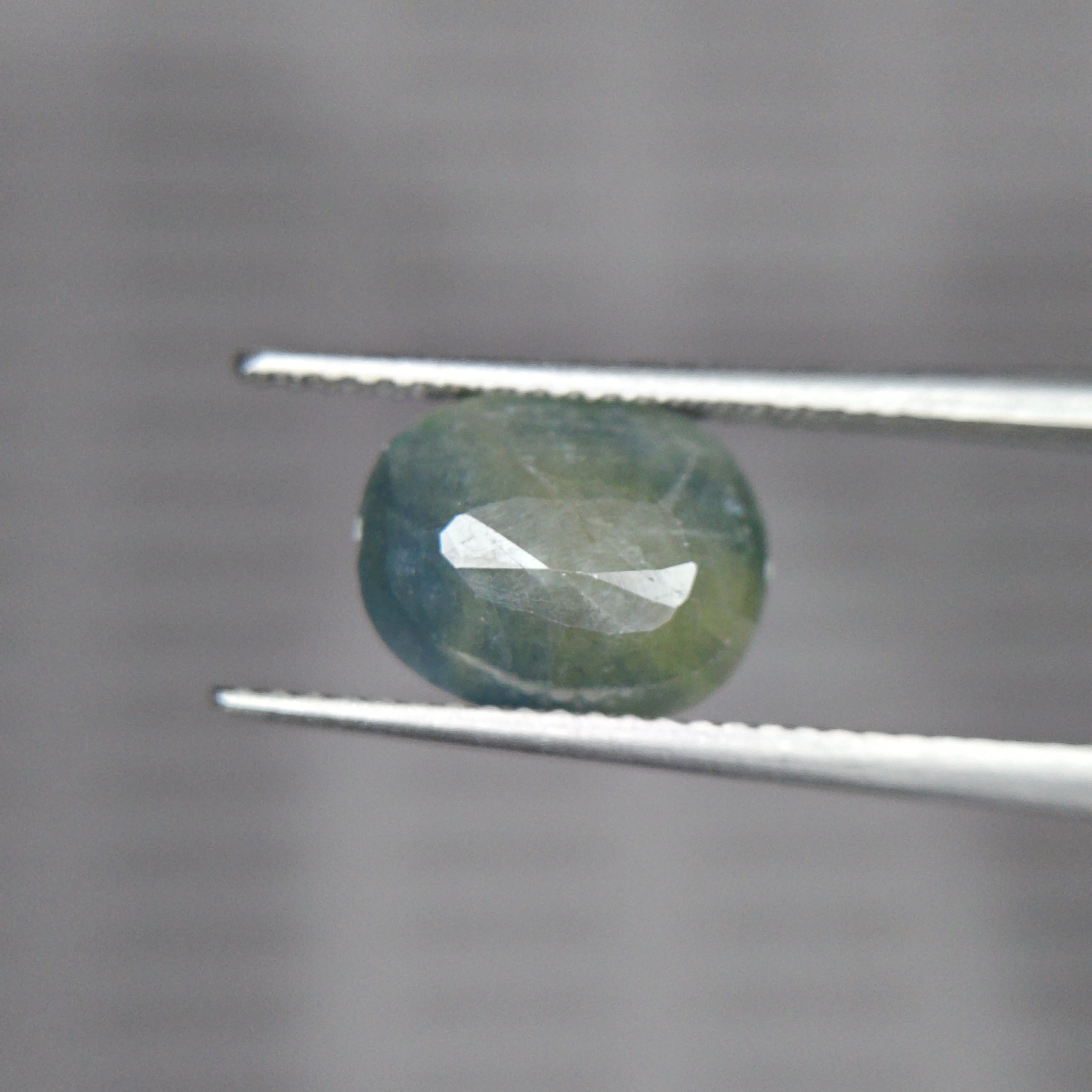 Blue Sapphire – 3.675 Carat – African Origin - Image 2