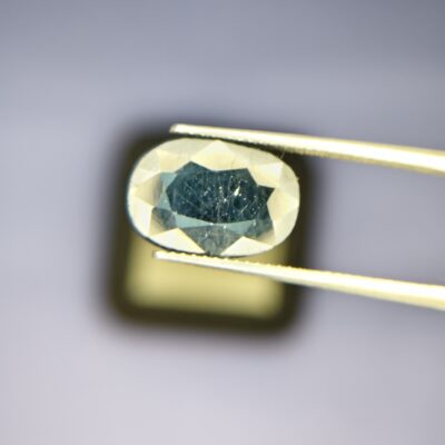 Blue Sapphire 8.815 carat African origin