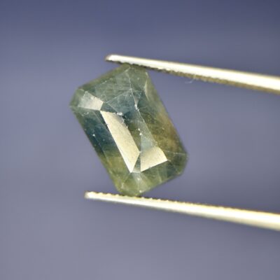 Blue Sapphire 7.705 carat African origin